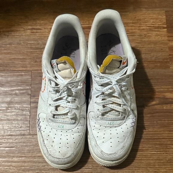 Nike Kids White and Yellow Sneakers - Picture 1 of 2